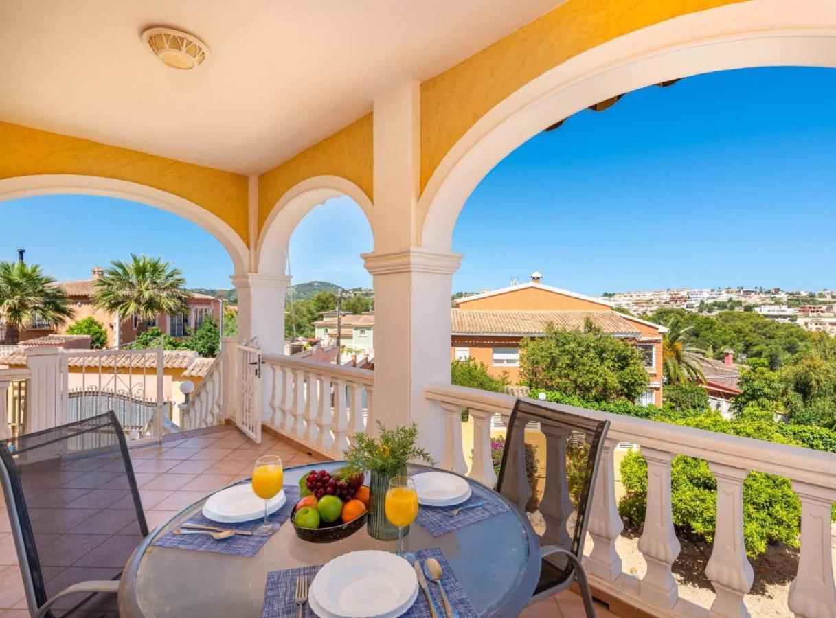 Moll - Plusholidays * Calp